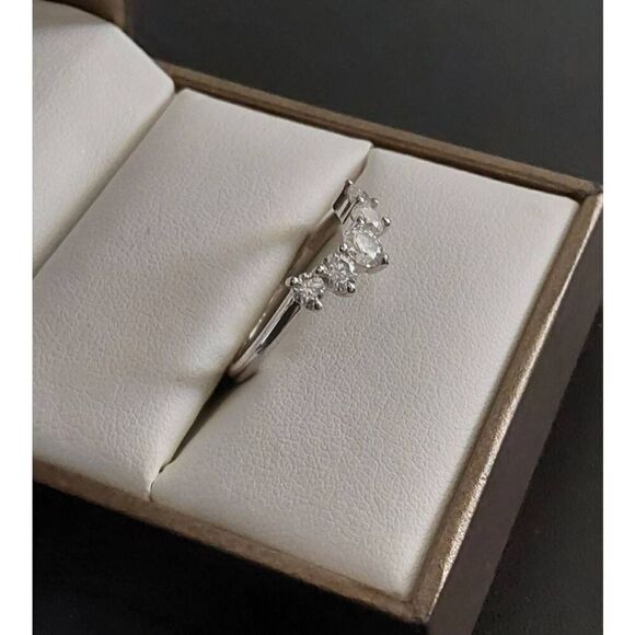 CERTIFIED Five Stone Genuine Moissanite Diamomd Half Eternity Band Ring Sz 8 - Picture 3 of 5